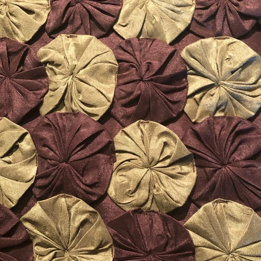 Brown Silk look Table Runner with Green Pinwheels
